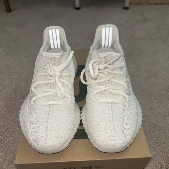 Yeezy Boost 350 V2 ‘Bone’